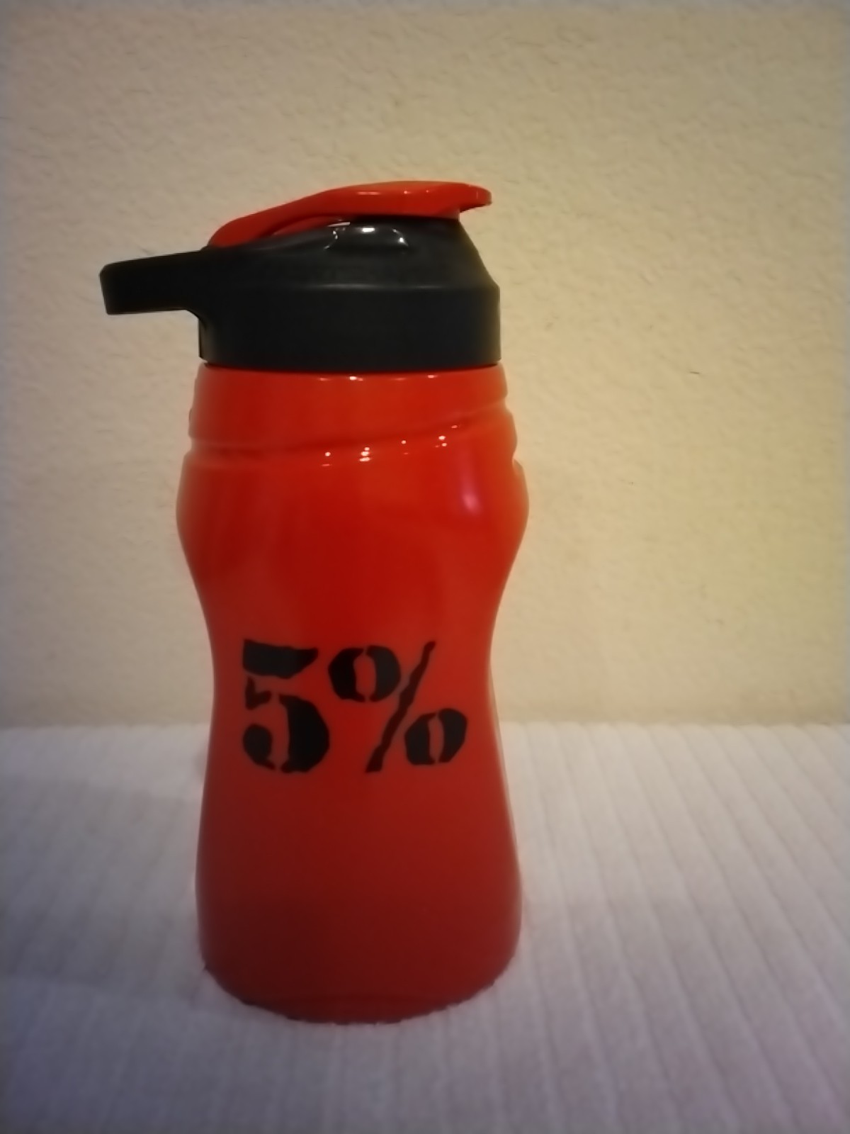 5% Nutrition 64 Oz Sportshaker Bottle