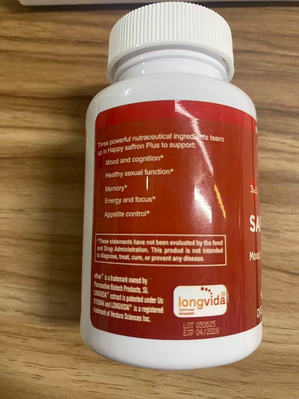 BrainMD Happy Saffron Plus – 90 Capsules – With Saffron Flower Extract