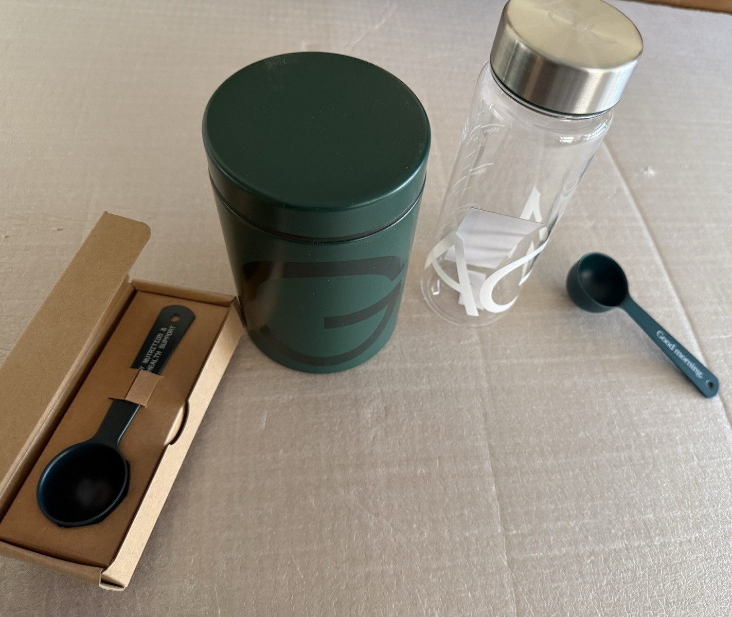 NEW AG1 Athletic Greens Shaker and Canister and Scoop (2 Scoops) Set