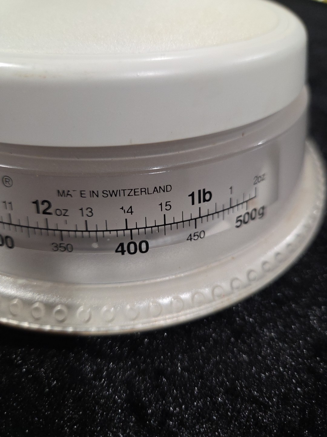 1990 Vintage Weight Watchers Round Food Scale Switzerland Works Clean