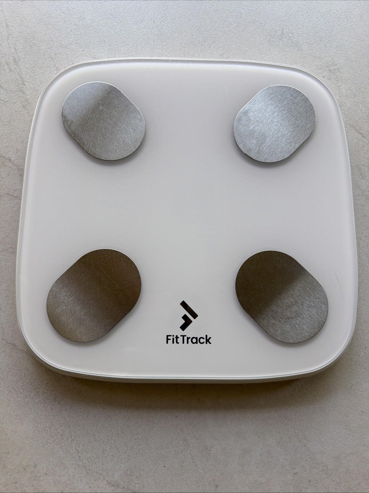 Hume Health FitTrack Dara 2.0 BMI, Body Weight, Body Fat, and Muscle Mass Scale