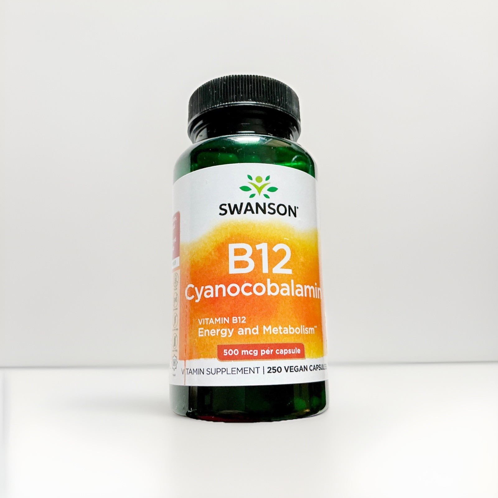 Swanson Vitamin B12 (Cyanocobalamin) 250 VegCaps 500 mcg for Energy & Metabolism