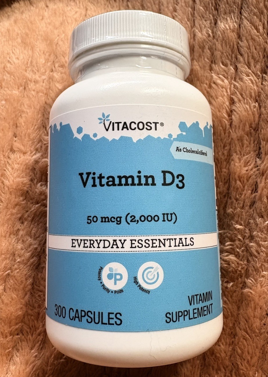 Vitacost Vitamin D3 50 mcg (2000 IU) 300 Capsules Exp 4/27