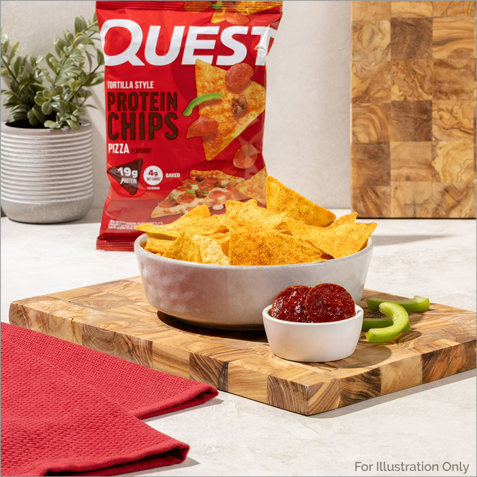 Quest Tortilla Style Protein Chips 19g Protein Pizza Flavor 1.1oz Bags 4 ct