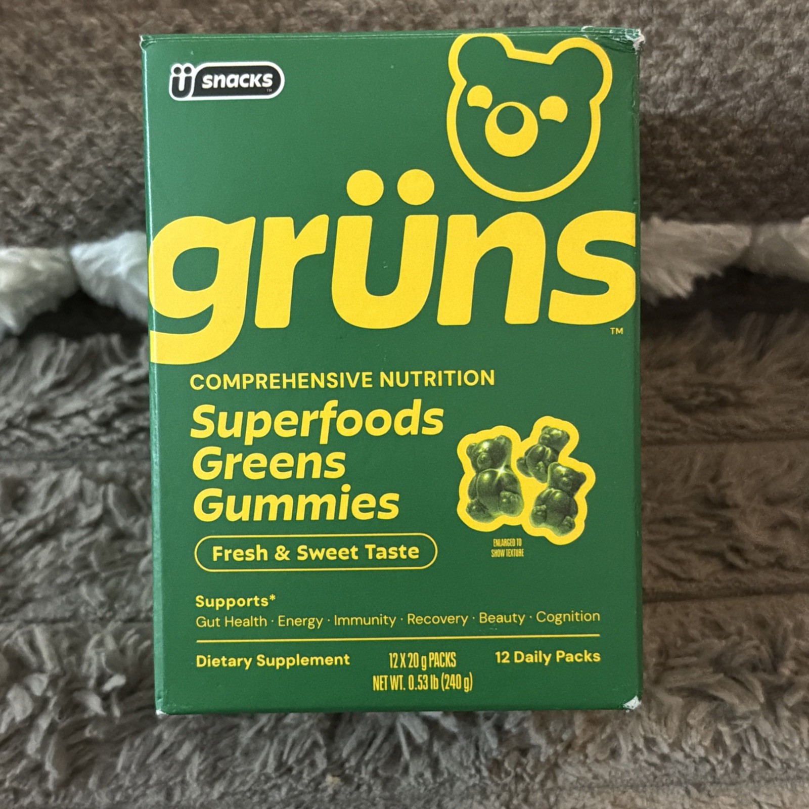 Gruns Adults Super Greens Gummies, Superfood Gummy Bears 12 Daily Packs