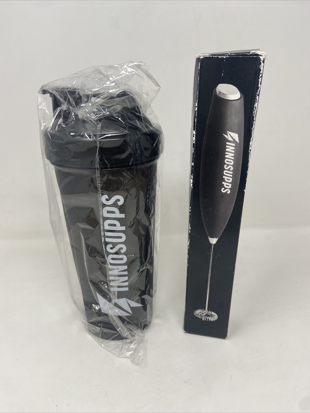 Innosupps Shaker Bottle & Frother Wand. Black. NEW