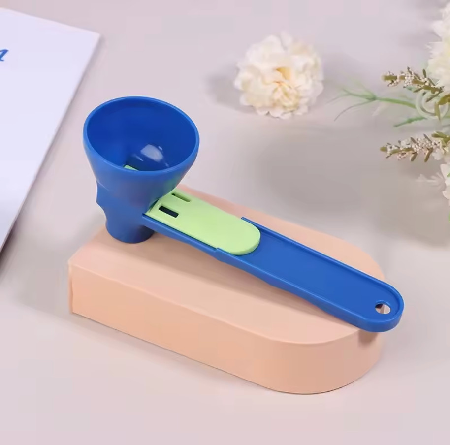 Adjustable Powder Scoop Funnel No Spill Supplement Bottle Filler Tool 2in1